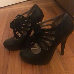 Steve Madden size 6 - worn once
